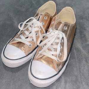 Converse Low Top Rose Gold Metallic Sneakers 7.5